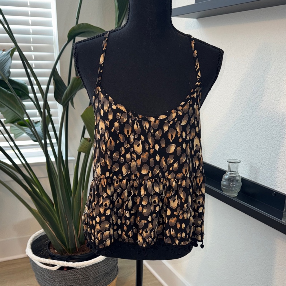 Women's Black and Gold Sleeveless Top